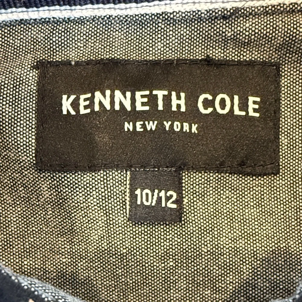 Kenneth Cole Black Button